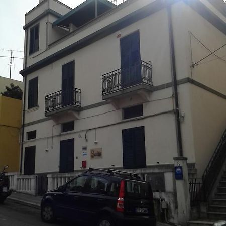 La Casa Di Ermelinda Bed & Breakfast Reggio di Calabria Exterior photo